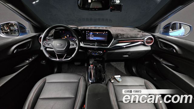 Chevrolet Korea Trax — interior