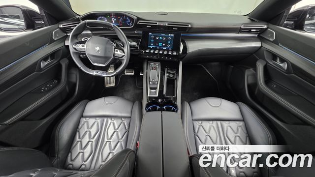 Peugeot 508 — interior