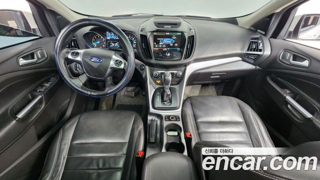 Ford Escape — interior