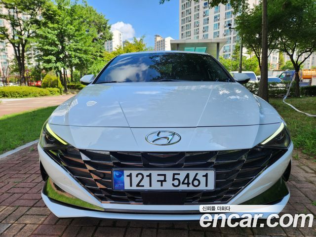 Hyundai Avante — exterior