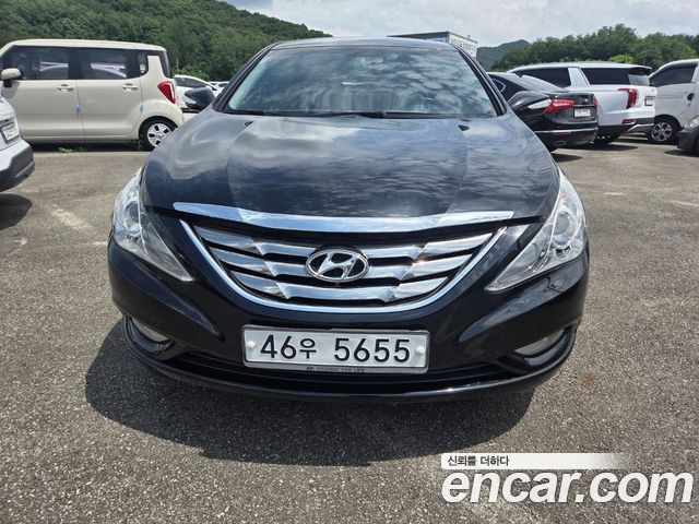 Hyundai Sonata — exterior