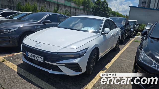 Hyundai Avante — exterior