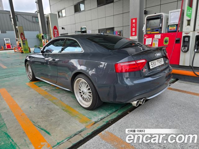 Audi S5 — exterior