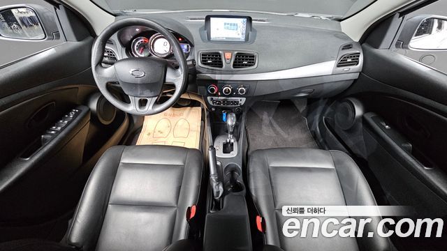 Renault Korea SM3 — interior