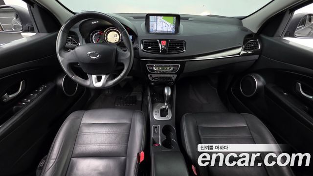 Renault Korea SM3 — interior