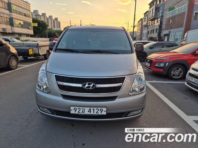 Hyundai Starex — exterior