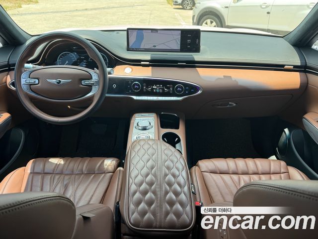 Genesis GV70 — interior