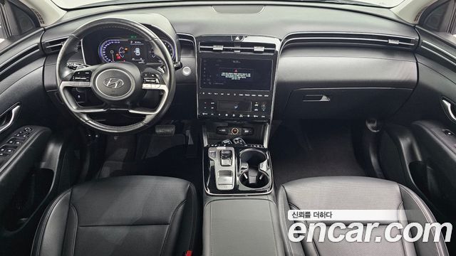 Hyundai Tucson — interior