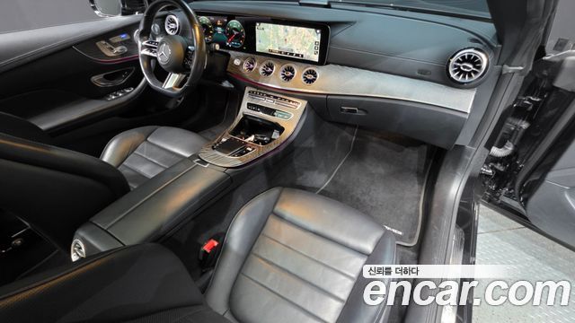 Mercedes-Benz E-Class — interior
