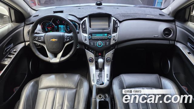 Chevrolet Korea Cruze — interior