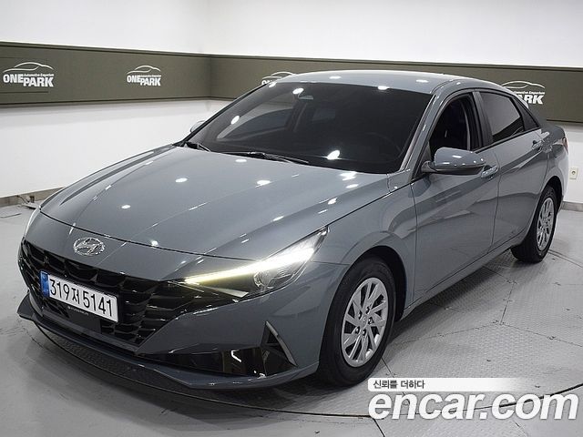 Hyundai Avante — exterior