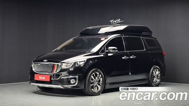 Kia Carnival — exterior