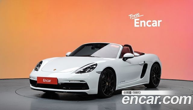 Porsche 718 — exterior