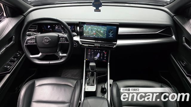 KG Mobility Torres — interior