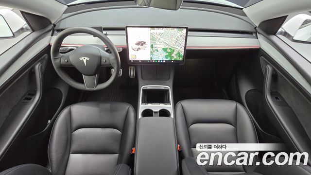 Tesla Model Y — interior