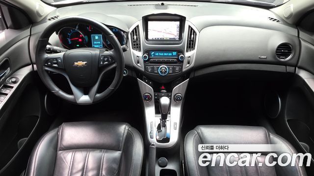 Chevrolet Korea Cruze — interior
