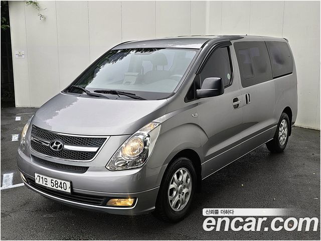 Hyundai Starex — exterior