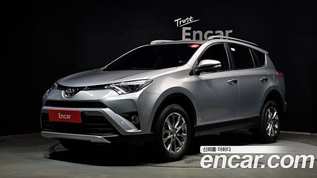 Toyota RAV4 — exterior