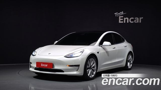Tesla Model 3 — exterior