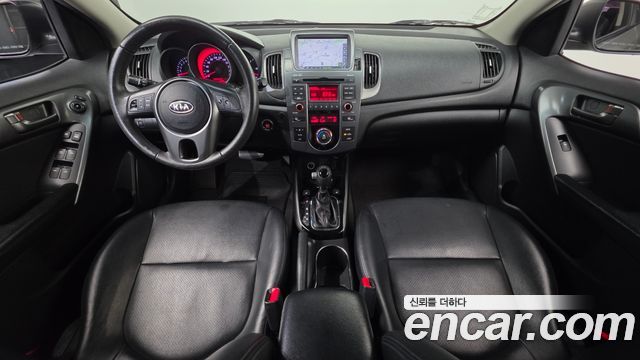 Kia Forte — interior