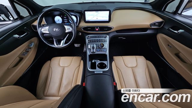 Hyundai Santa Fe — interior