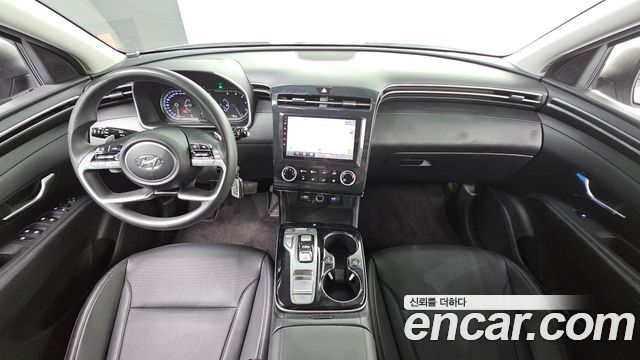 Hyundai Tucson — interior