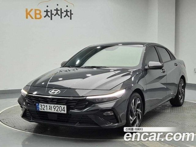Hyundai Avante — exterior