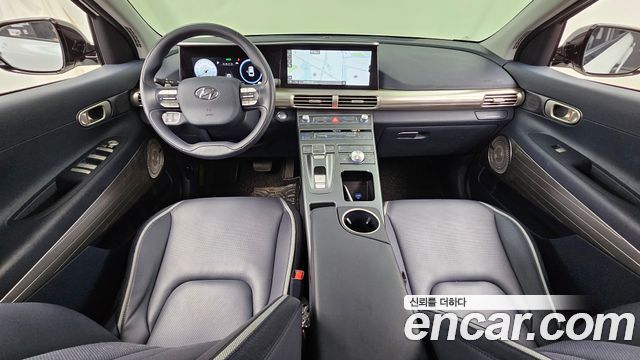 Hyundai Nexo — interior