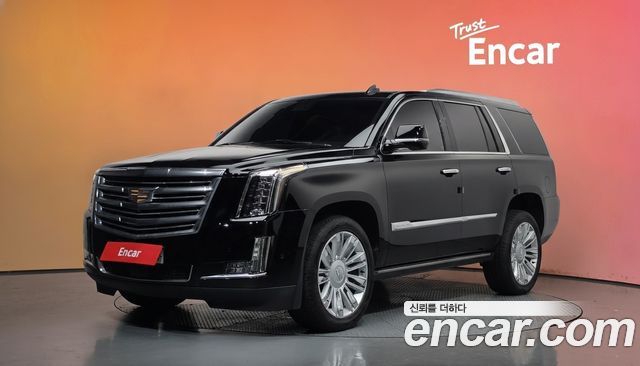 Cadillac Escalade — exterior