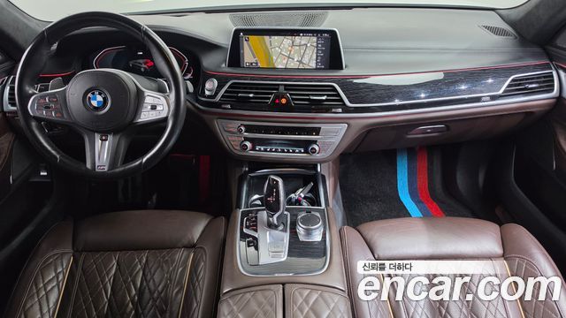 BMW 7 Series — interior