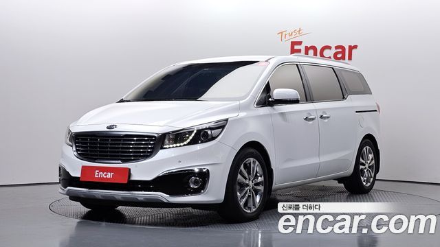 Kia Carnival — exterior