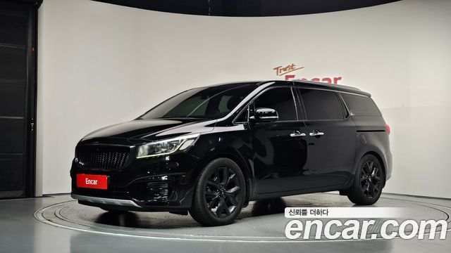 Kia Carnival — exterior