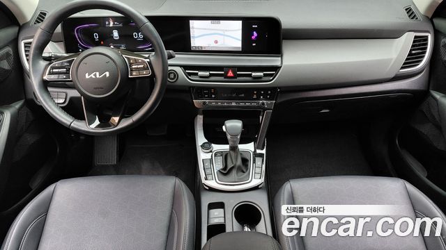 Kia Seltos — interior
