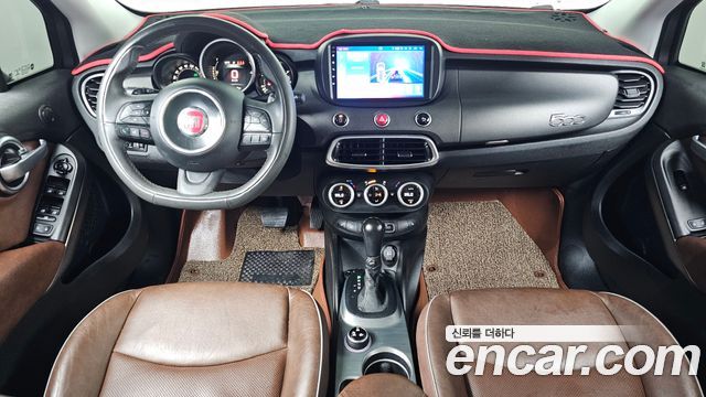 Fiat 500X — interior