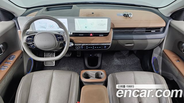 Hyundai IONIQ 5 — interior