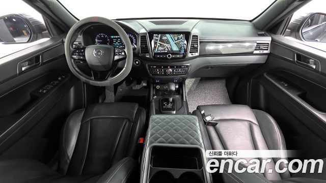 KG Mobility Rexton — interior