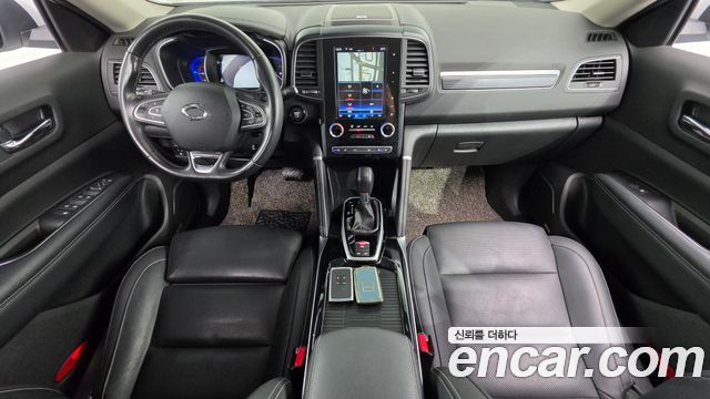 Renault Korea QM6 — interior