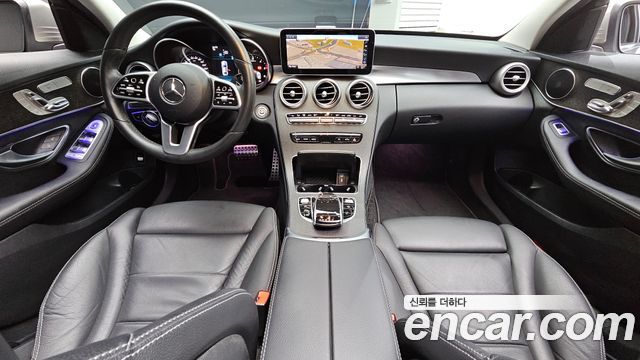 Mercedes-Benz C-Class — interior