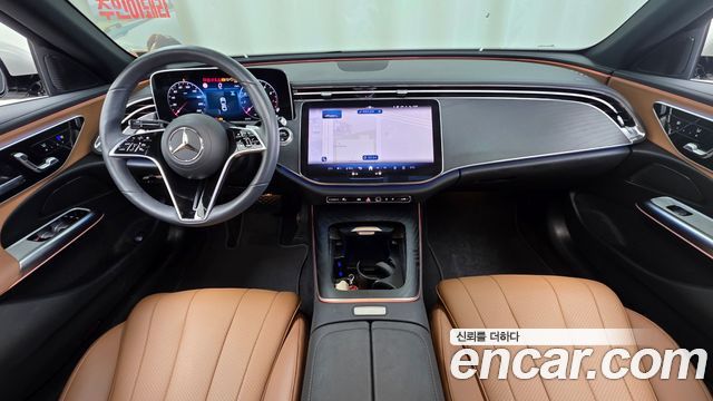 Mercedes-Benz E-Class — interior