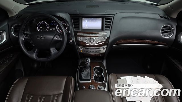 Infiniti QX60 — interior