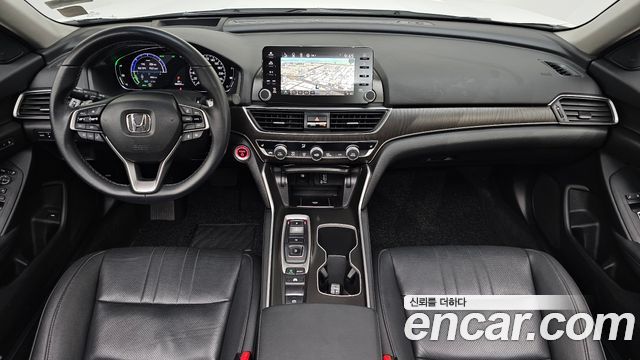 Honda Accord — interior