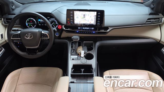Toyota Sienna — interior