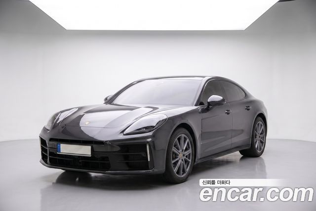 Porsche Panamera — interior