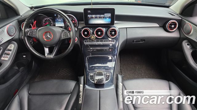 Mercedes-Benz C-Class — interior