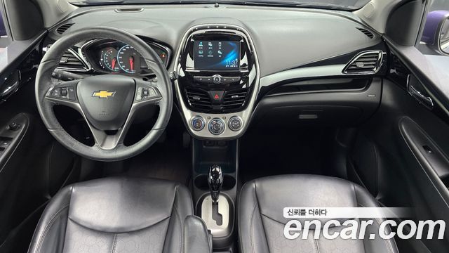 Chevrolet Korea Spark — interior