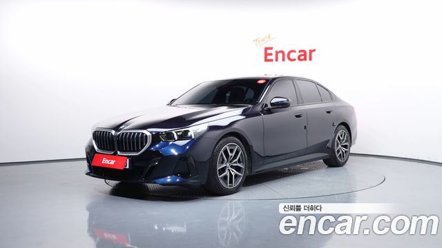 BMW 5 Series — exterior