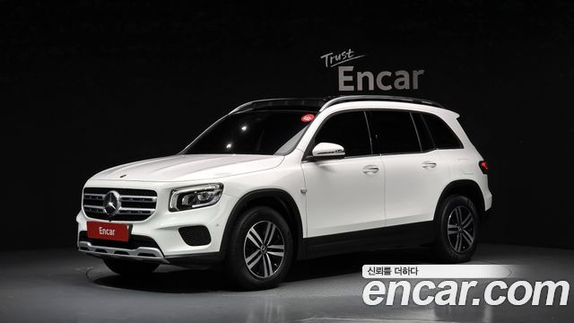 Mercedes-Benz GLB-Class — exterior