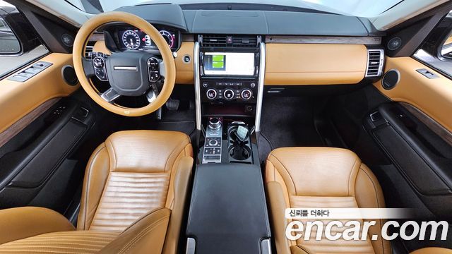 Land Rover Discovery — interior