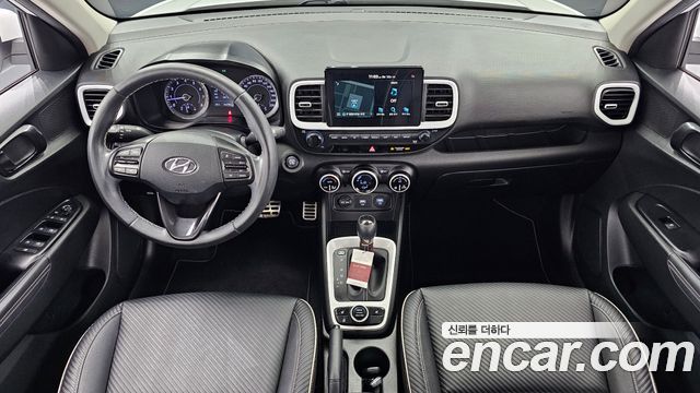 Hyundai Venue — interior