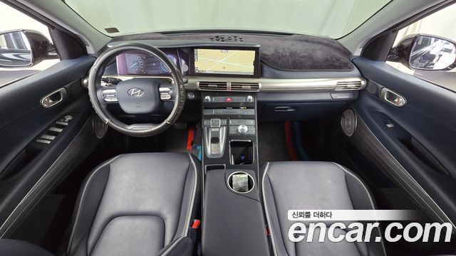 Hyundai Nexo — interior